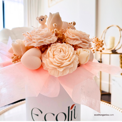 Blush Bouquet Soy Candle | Floral Vanilla Scent | Handmade Gift | Ecolit Organics